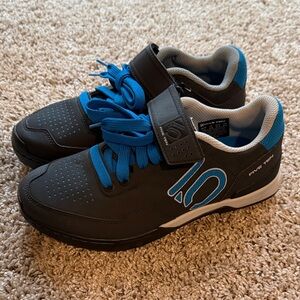 Five Ten Kestrel Lace 5260 Women's 7 Cycling Shoes Shock Blue Athletic Sneakers